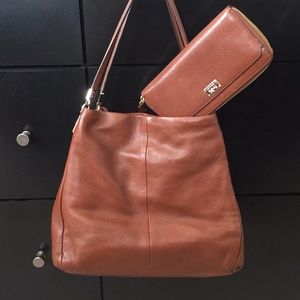 Coach 🌺 Purse and wallet